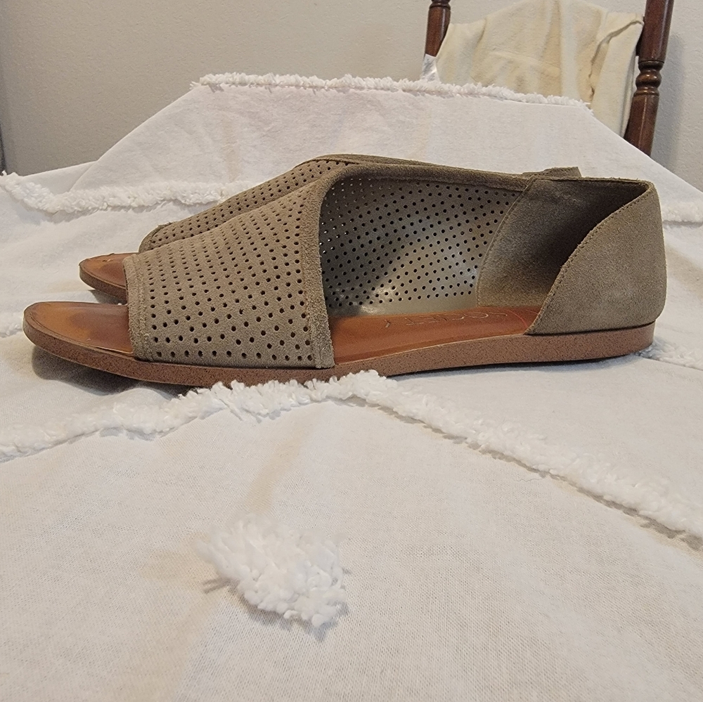 SOLE SOCIETY LEATHER SANDALS SIZE 10